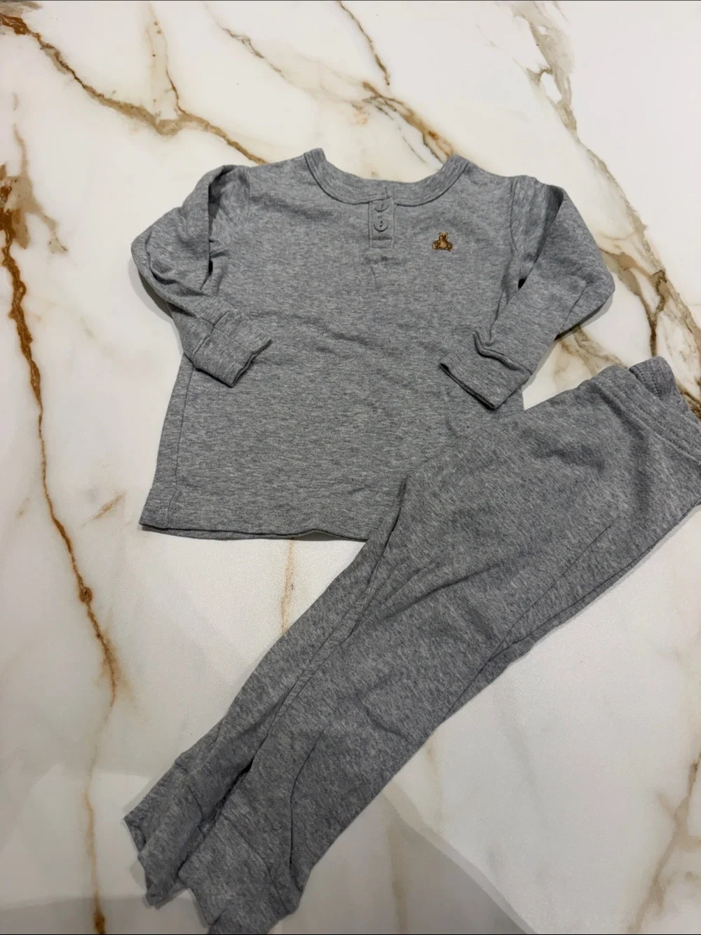 Gap Heather Gray Baby Two-Piece Knit Pajama Set with Bear 18-24mths